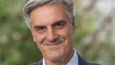 Διονύσης Ευγενίδης: Το φαρμακείο του μέλλοντος δεν θα εκτελεί μόνο συνταγές, θα είναι χώρος υπηρεσιών υγείας και πρόληψης