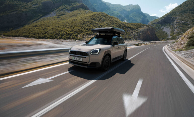Το MINI Countryman βγάζει τα καλά του και παίρνει τα ελληνικά βουνά Το MINI Countryman βγάζει τα καλά του και παίρνει τα ελληνικά βουνά