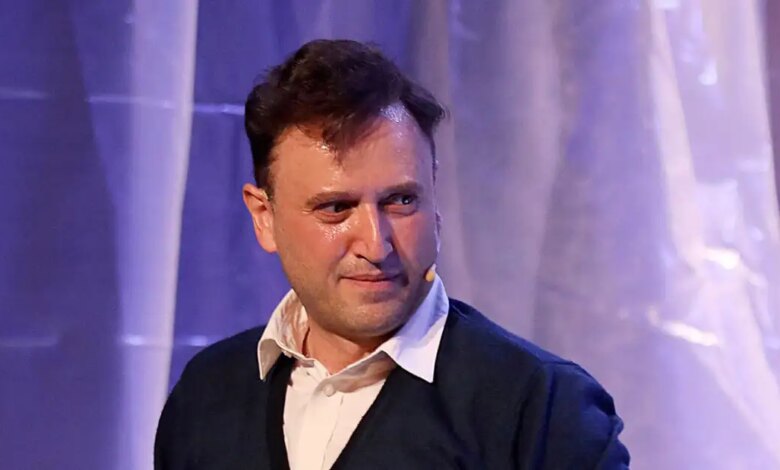 Αργύρης Αγγέλου: Δεν με έχει αξιώσει ο Θεός να είμαι σε μια σχέση 20 χρόνια, τώρα είμαι σε μια πολύ κομβική φάση