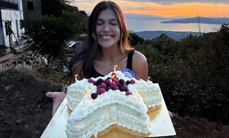 Η Κλέλια Ανδριολάτου γιόρτασε τα 30 της χρόνια στο Πήλιο: «Αποφάσισα φέτος κάτι ξεχωριστό για τα γενέθλια μου» Η Κλέλια Ανδριολάτου γιόρτασε τα 30 της χρόνια στο Πήλιο: «Αποφάσισα φέτος κάτι ξεχωριστό για τα γενέθλια μου»