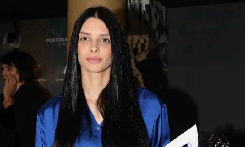 Άννα Μπεζάν: « Η πεθερά μου, Χριστίνα Παππά θα αναλάβει το γάμο μας- Έχω αλλεργία στα νυφικά, στο τούλι» Άννα Μπεζάν: « Η πεθερά μου, Χριστίνα Παππά θα αναλάβει το γάμο μας- Έχω αλλεργία στα νυφικά, στο τούλι»
