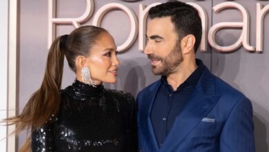 Φουντώνουν οι φήμες ότι η Τζένιφερ Λόπεζ είναι ζευγάρι με τον Μπρετ Γκόλντστιν