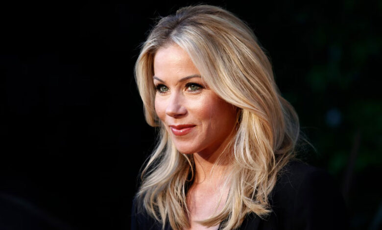 Christina Applegate: Αποκάλυψε ότι δεν πάσχει από σκλήρυνση κατά πλάκας – «Έγινε λάθος διάγνωση» Christina Applegate: Αποκάλυψε ότι δεν πάσχει από σκλήρυνση κατά πλάκας – «Έγινε λάθος διάγνωση»