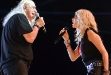 Η Άννα Βίσση έλεγε στην Ελένη Μενεγάκη για τον Νίκο Καρβέλα: «Είχε κουραστεί να μου γράφει κάθε χρόνο τις επιτυχίες μου»