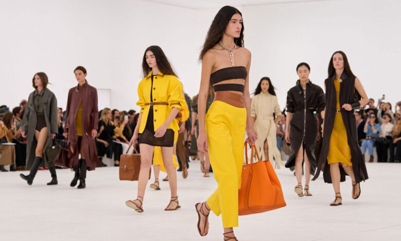Hermès SS27: Η διακριτική πολυτέλεια στη νέα συλλογή στο Παρίσι