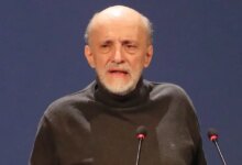 Μάνος Βακούσης: «Ο Σωτήρης Τσαφούλιας είναι ένας “κακός άνθρωπος” γι’ αυτό είναι σπουδαίος δημιουργός»