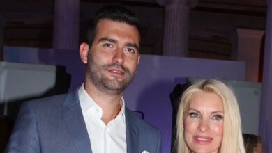 Η Ελένη Μενεγάκη ευχήθηκε στον ετεροθαλή αδερφό της για τα γενέθλιά του: «Τα πιο όμορφα είναι ακόμα μπροστά»
