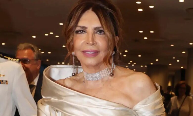 Μιμή Ντενίση για κόντρα Άννας Βίσση