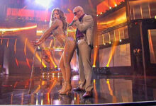 Pitbull για Jennifer Lopez: «Ερεθίστηκα στη σκηνή – Η κίνηση που έκανε δεν υπήρχε στις πρόβες»