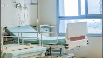 ΕΟΔΥ: 182 νέες εισαγωγές λόγω κορωνοϊού και ένας θάνατος σε μία εβδομάδα