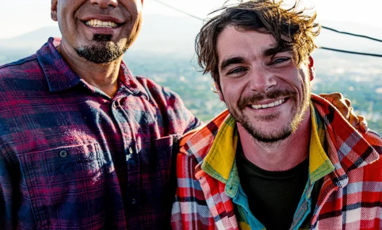RJ Mitte: Η τελευταία δημόσια εμφάνιση με συμπρωταγωνιστή του από το «Breaking Bad» οκτώ ημέρες πριν πεθάνει RJ Mitte: Η τελευταία δημόσια εμφάνιση με συμπρωταγωνιστή του από το «Breaking Bad» οκτώ ημέρες πριν πεθάνει