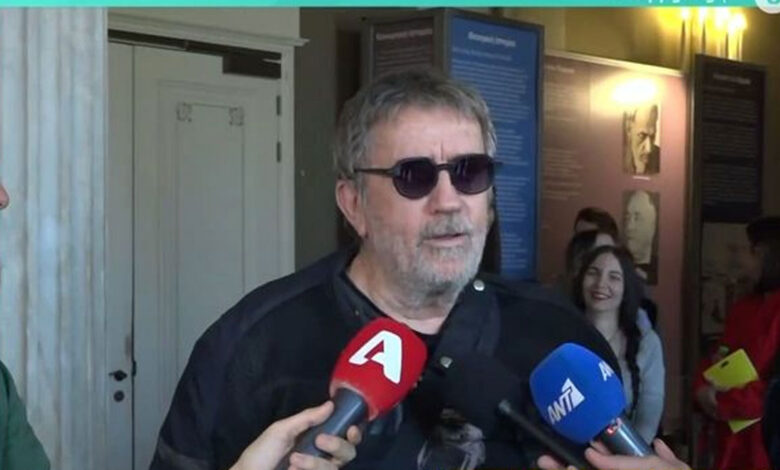 Σπύρος Παπαδόπουλος: «Δεν μπορώ ούτε να με βλέπω ούτε να με ακούω στην τηλεόραση» Σπύρος Παπαδόπουλος: «Δεν μπορώ ούτε να με βλέπω ούτε να με ακούω στην τηλεόραση»