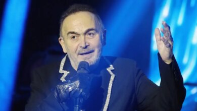 Σταμάτης Γονίδης σε Ηλία Κασιδιάρη: «Ευχαριστώ που επέλεξες εμένα για να γιορτάσεις την αποφυλάκισή σου»