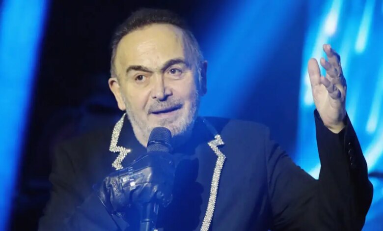 Σταμάτης Γονίδης σε Ηλία Κασιδιάρη: «Ευχαριστώ που επέλεξες εμένα για να γιορτάσεις την αποφυλάκισή σου»