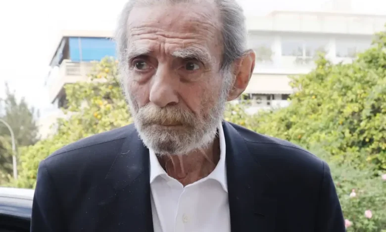Έφυγε από την ζωή ο Γιώργος Βαρδινογιάννης σε ηλικία 90 ετών Έφυγε από την ζωή ο Γιώργος Βαρδινογιάννης σε ηλικία 90 ετών