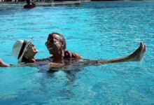 Άννα Βίσση και Ηλίας Ψινάκης σε πισίνα στο Μαρόκο: «Τι άλλο να ζητήσεις από τη ζωή» έγραψε ο μάνατζερ