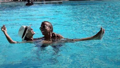 Άννα Βίσση και Ηλίας Ψινάκης σε πισίνα στο Μαρόκο: «Τι άλλο να ζητήσεις από τη ζωή» έγραψε ο μάνατζερ