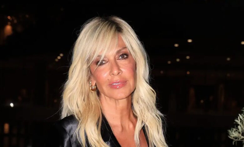 Η Άννα Βίσση δίνει αποζημίωση στους μουσικούς της για τη χαμένη σεζόν: «Δεν τους αφήνει ποτέ ξεκρέμαστους» λένε συνεργάτες της