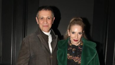 Αιμίλιος Χειλάκης: «Τα 20 χρόνια γάμου με την Αθηνά Μαξίμου είναι μπροστά μας»